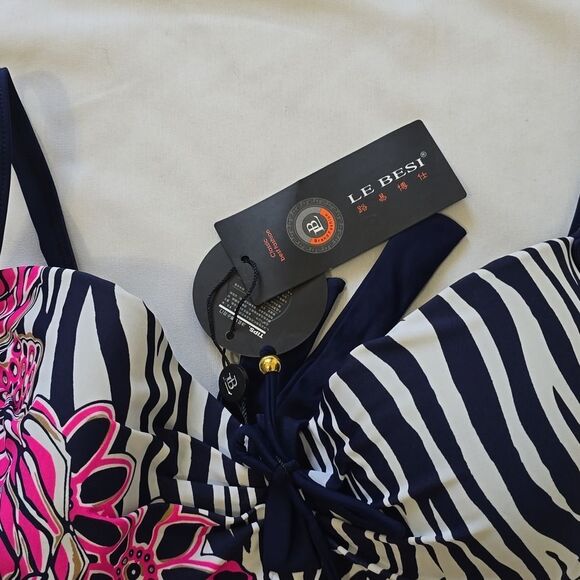 LE BESSI Navy and Pink Floral One Piece Swimsuit Sizr 50(See Meassurments) - Picture 2 of 10